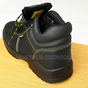 Photo - Chaussures De Sécurité