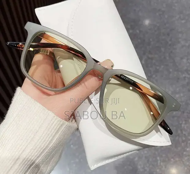 Lunettes Anti-Reflet in Dakar Plateau Vêtements Accessoires