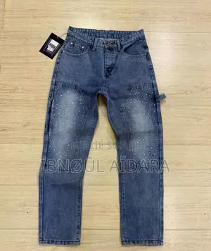 Photo - Jeans Disponible