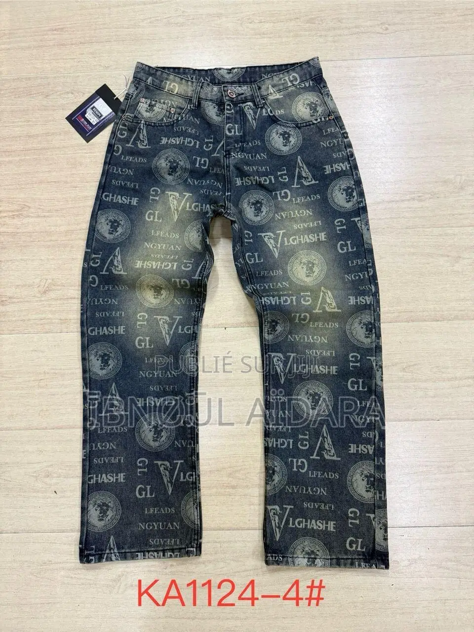 Jeans Disponible