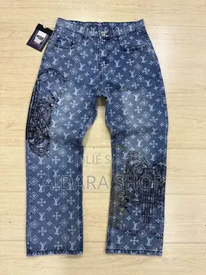 Jeans Disponible