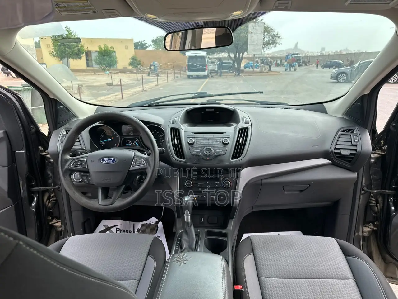 Ford Escape 2017 Gris