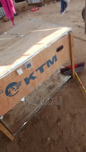 Photo - Poussinière Automatique