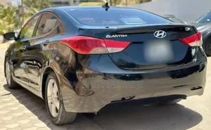Location Hyundai Elantra 2013