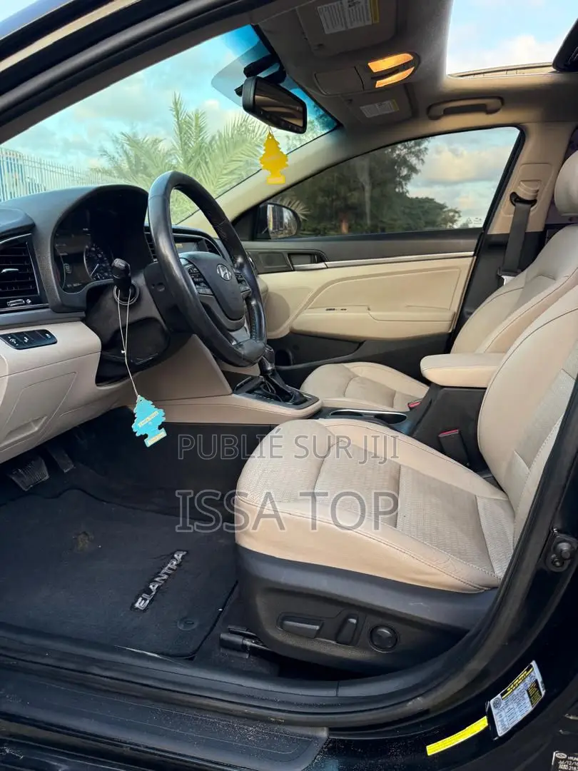 Hyundai Elantra 2017 Noir