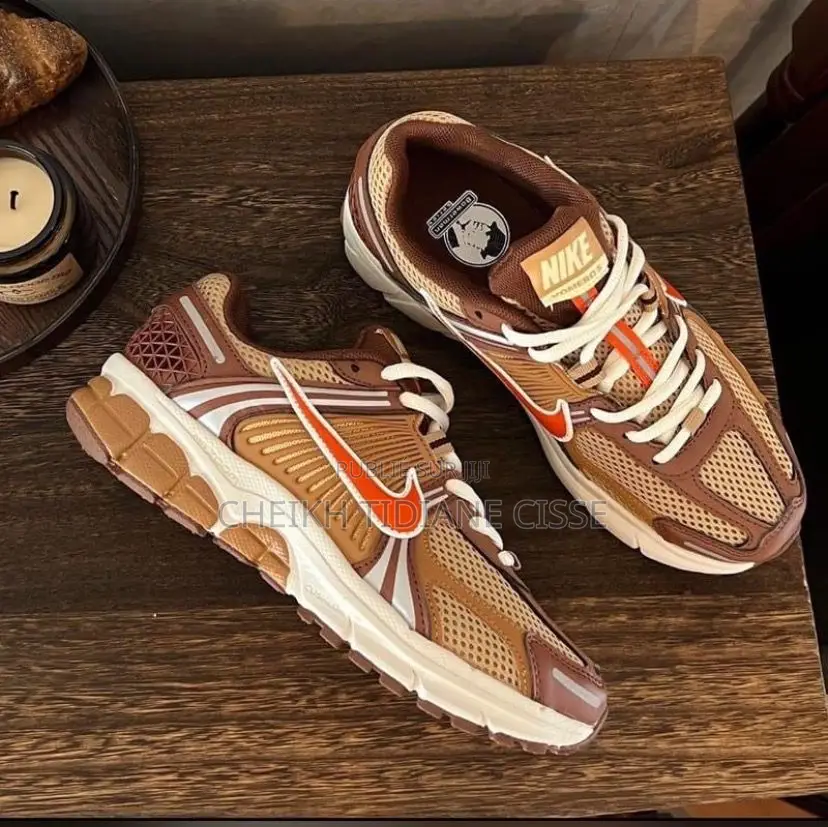 Nike Vomero 5