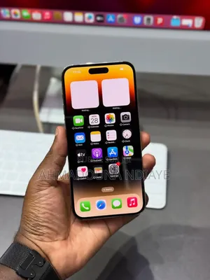 Neuf Pomme iPhone 14 Pro Max 128 GB Doré