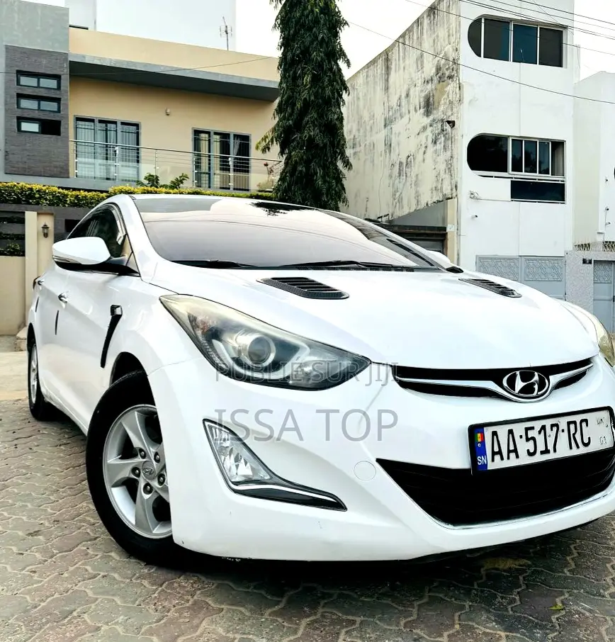 Hyundai Avante 2016 Blanc