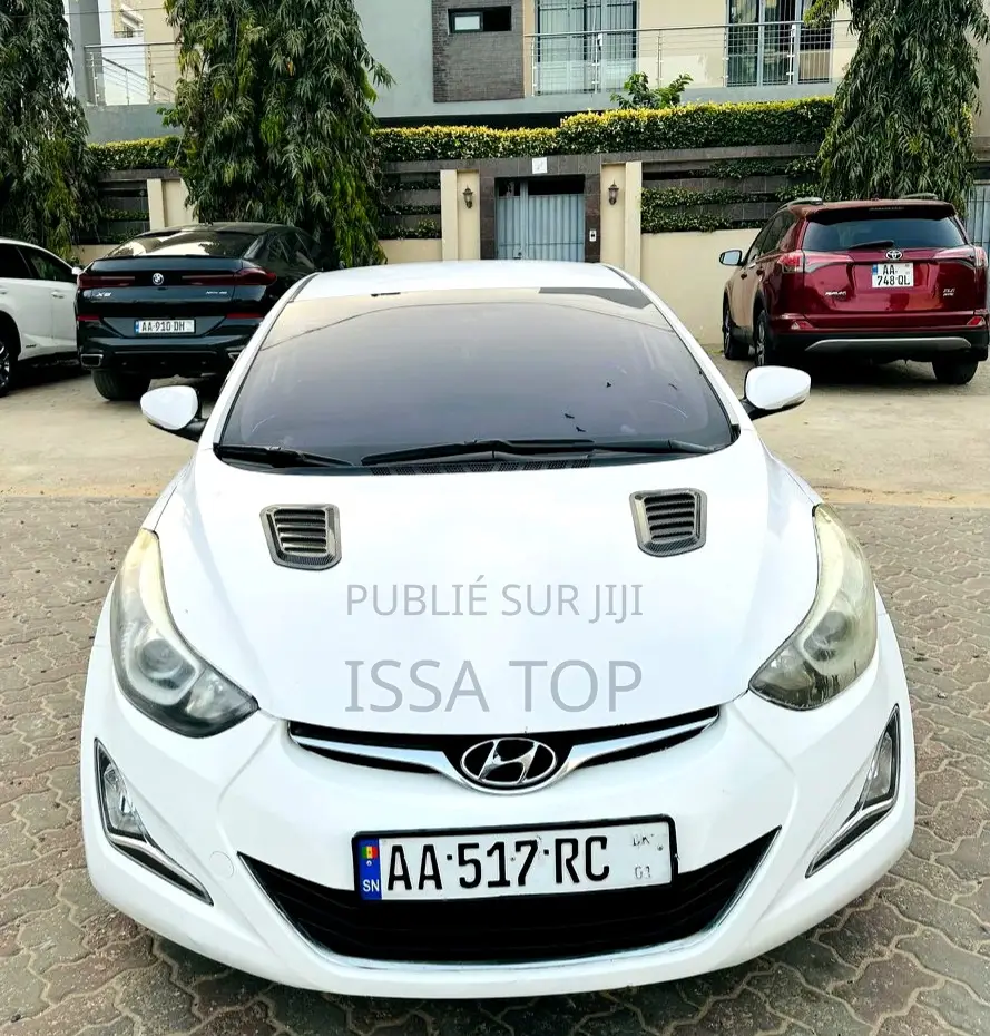 Hyundai Avante 2016 Blanc