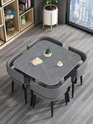 Photo - Table À Manger