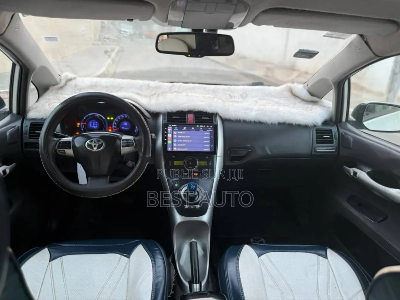 Toyota Auris 2012 Blanc