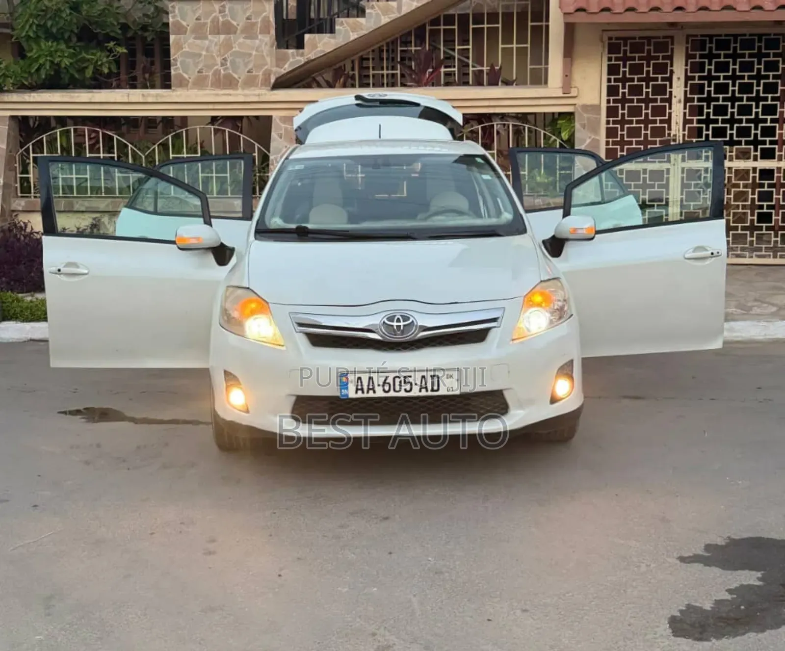 Toyota Auris 2012 Blanc