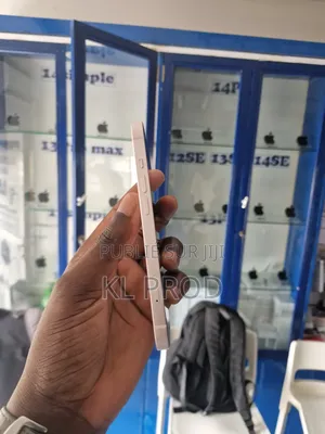 New Pomme iPhone 13 128 GB Rose