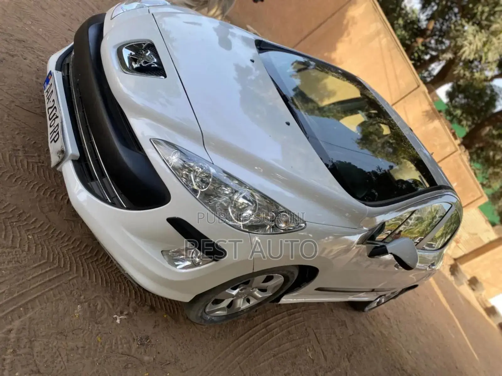 PEUGEOT 308 2010 Blanc