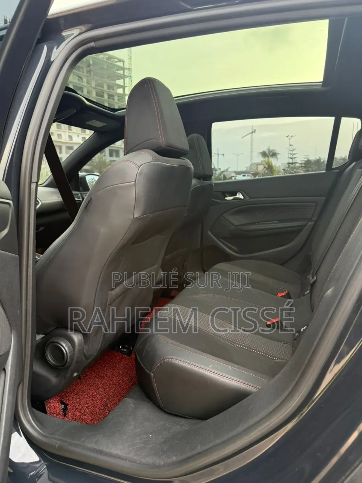 PEUGEOT 308 2018 Noir