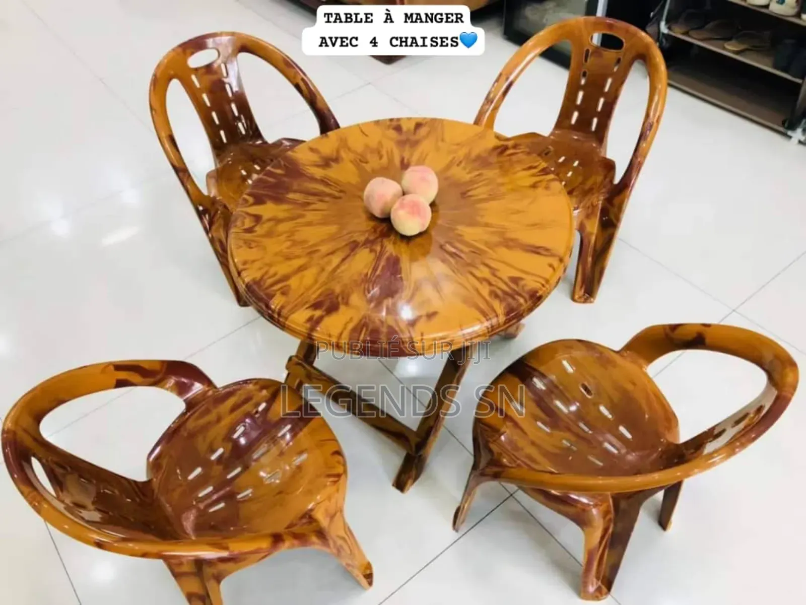 Table À Manger 4 Chaise en Plastique