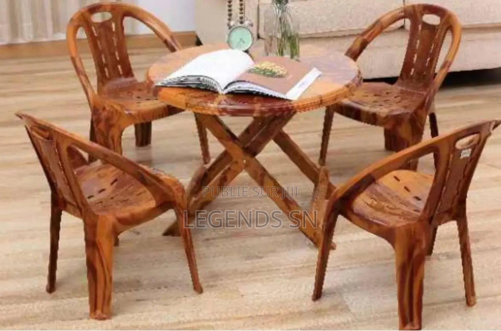 Table À Manger 4 Chaise en Plastique