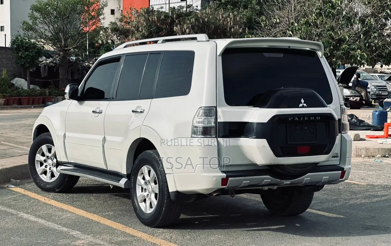 Mitsubishi Pajero 2016 Blanc