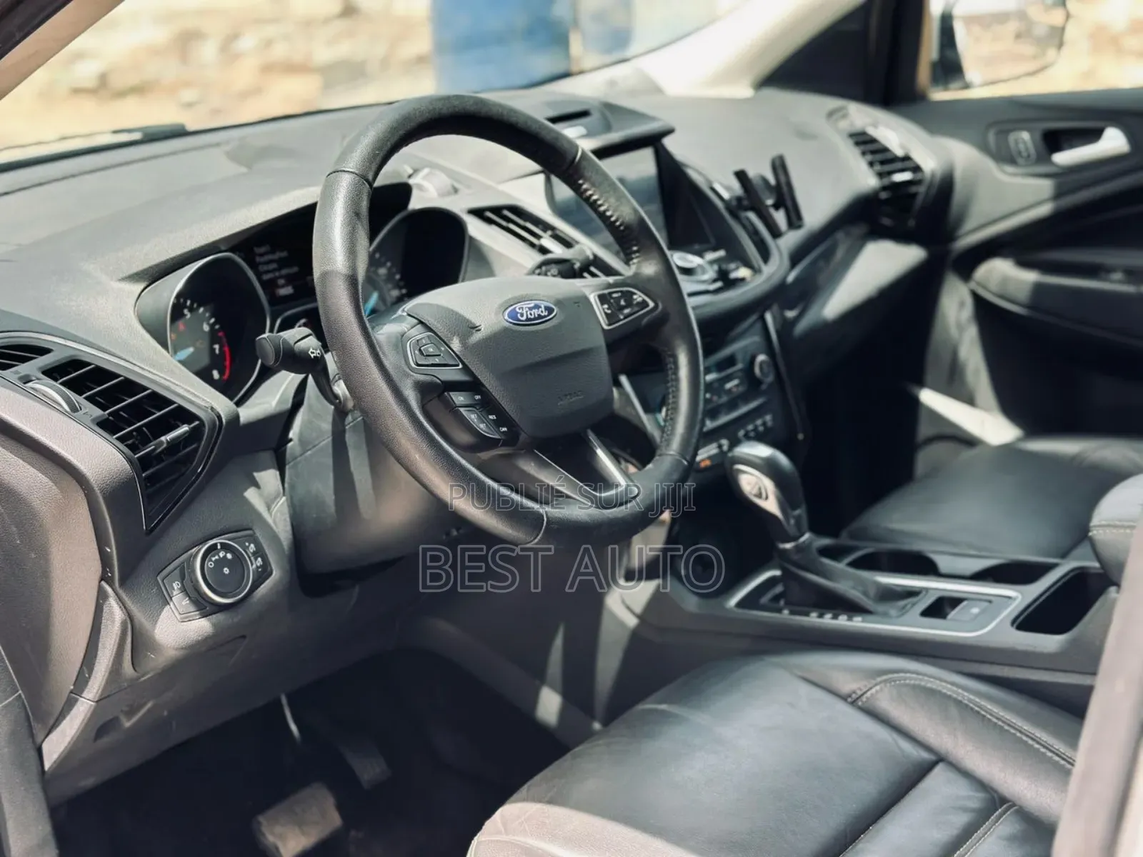 Ford Escape 2018 Gris