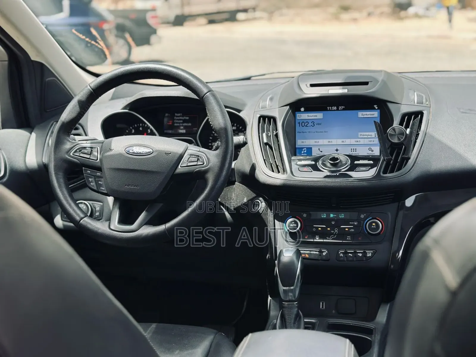 Ford Escape 2018 Gris