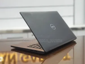 Photo - Ordinateur Portable Dell Latitude 7480 8GB Intel Core I5 SSD 256GB
