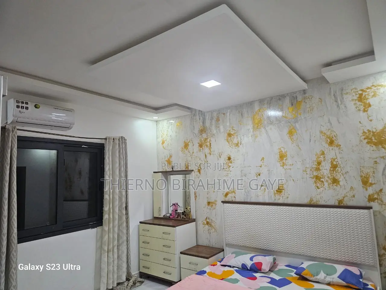 Furnished 3chbre Appartement dans Société De Gestion, Yoff à Vendre