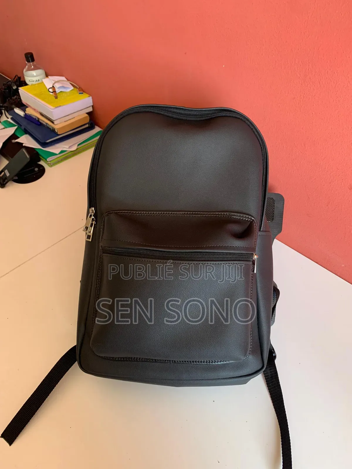 Sac À Dos Simili Cuir 100% Made in Senegal Sur Commande