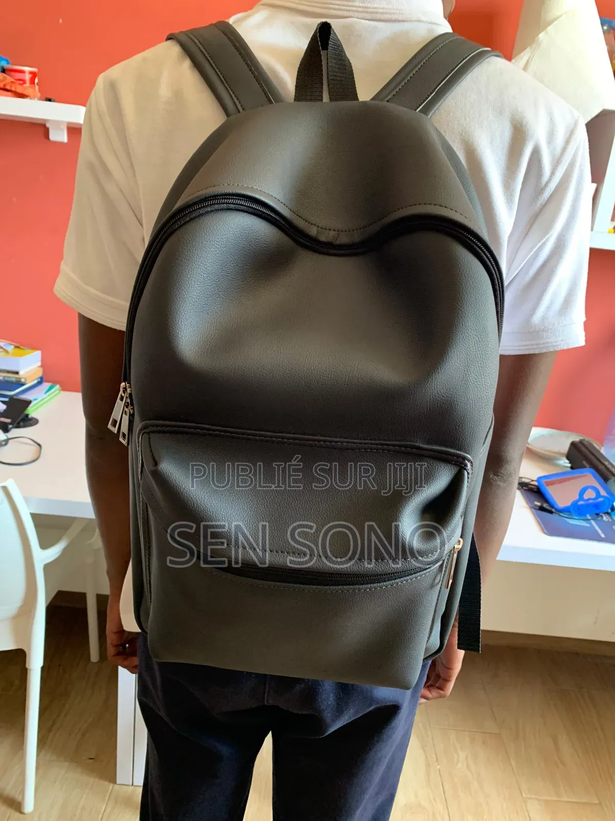 Sac À Dos Simili Cuir 100% Made in Senegal Sur Commande