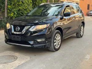 Photo - Nissan Rogue 2018 Noir