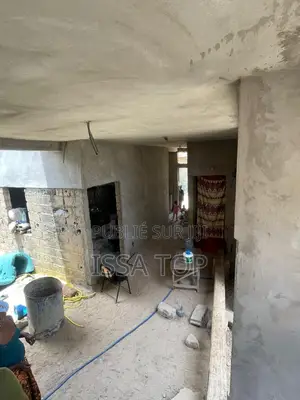 2chbre Maison dans Rufisque à Vendre