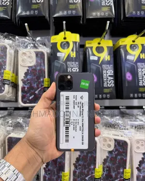 Photo - New Pomme iPhone 11 Pro 256 GB Autre