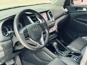 Hyundai Tucson 2017 Gris