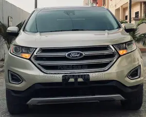 Photo - Ford Edge Titanium FWD 2018 Argenté