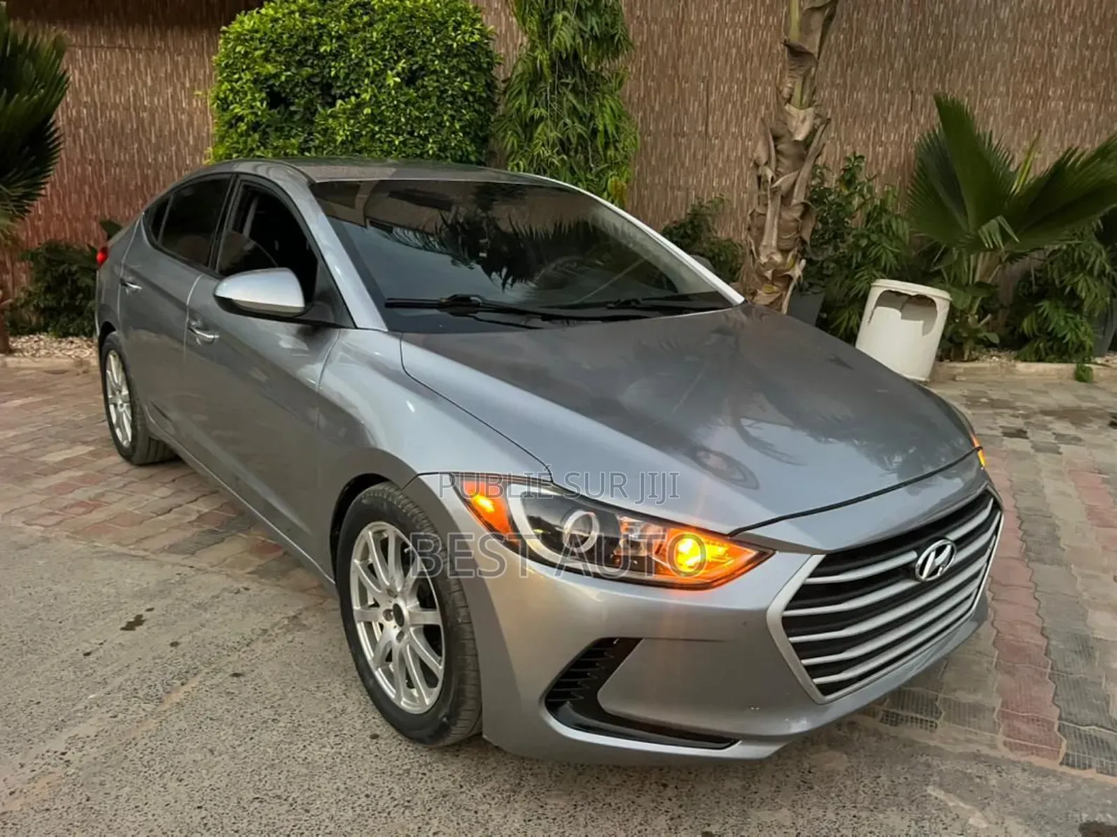 Hyundai Elantra 2017 Gris