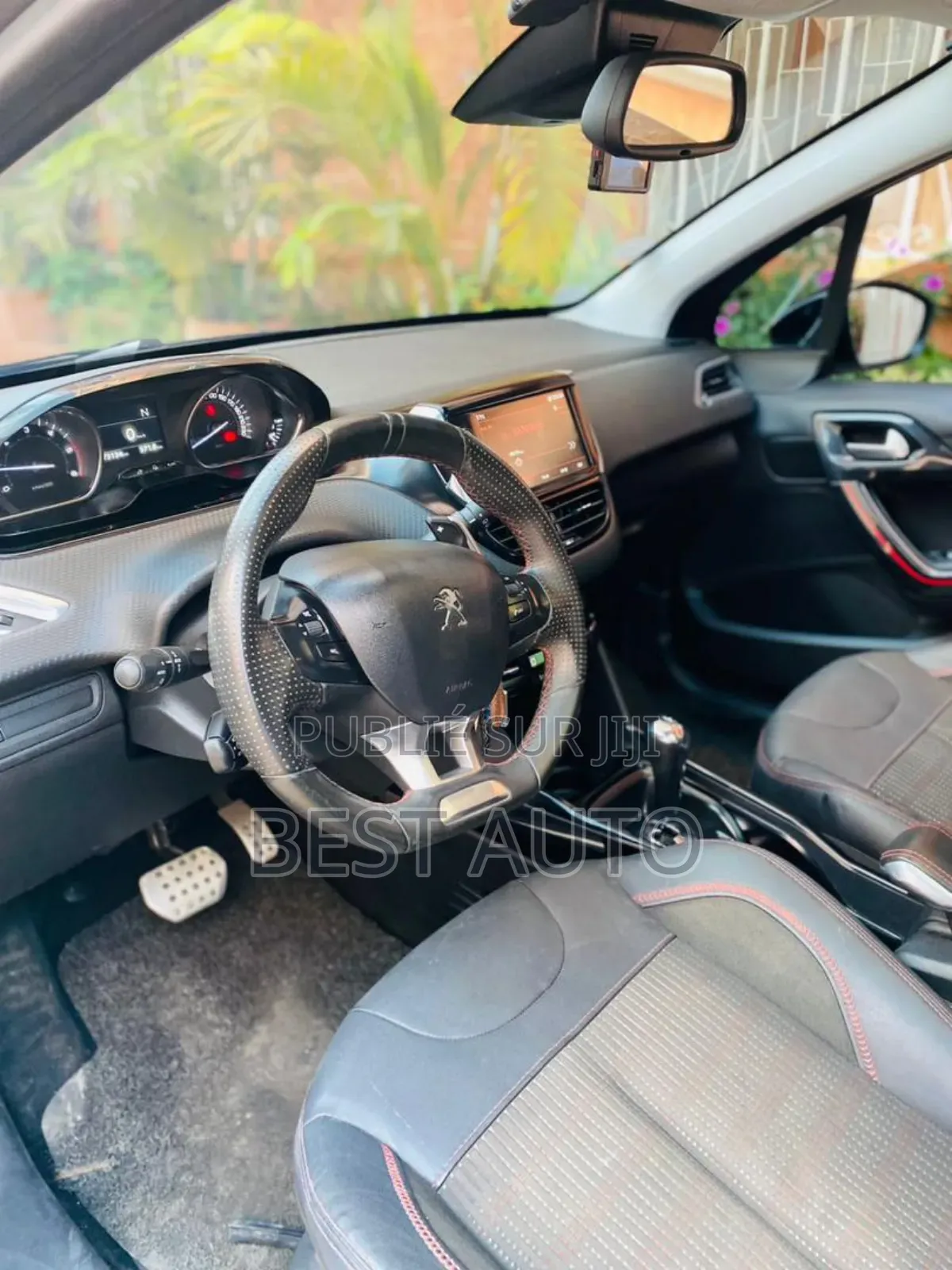 PEUGEOT 2008 2018 Gris