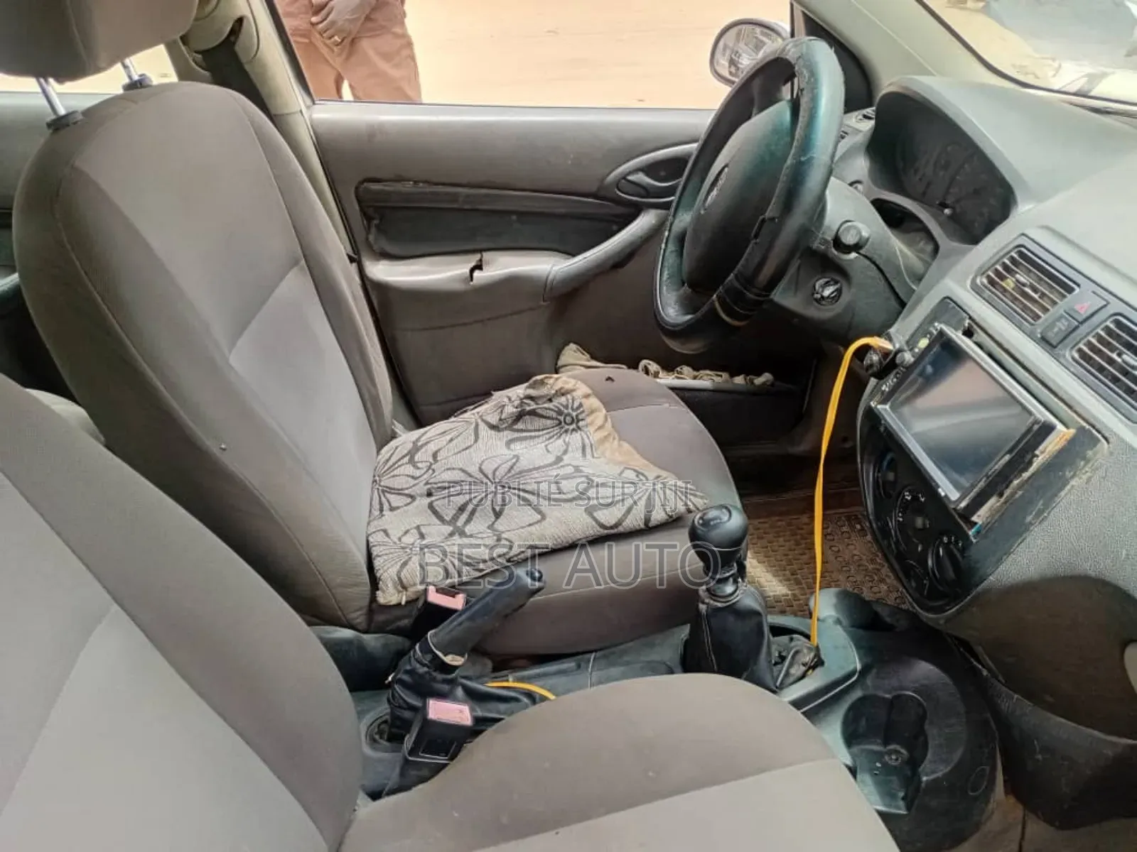 Ford Focus 2010 Blanc