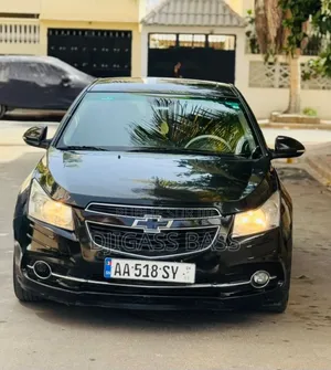Photo - Chevrolet Cruze 2014 Noir Mat