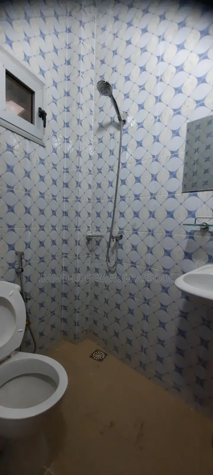 2chbre Appartement dans , Yoff à Louer