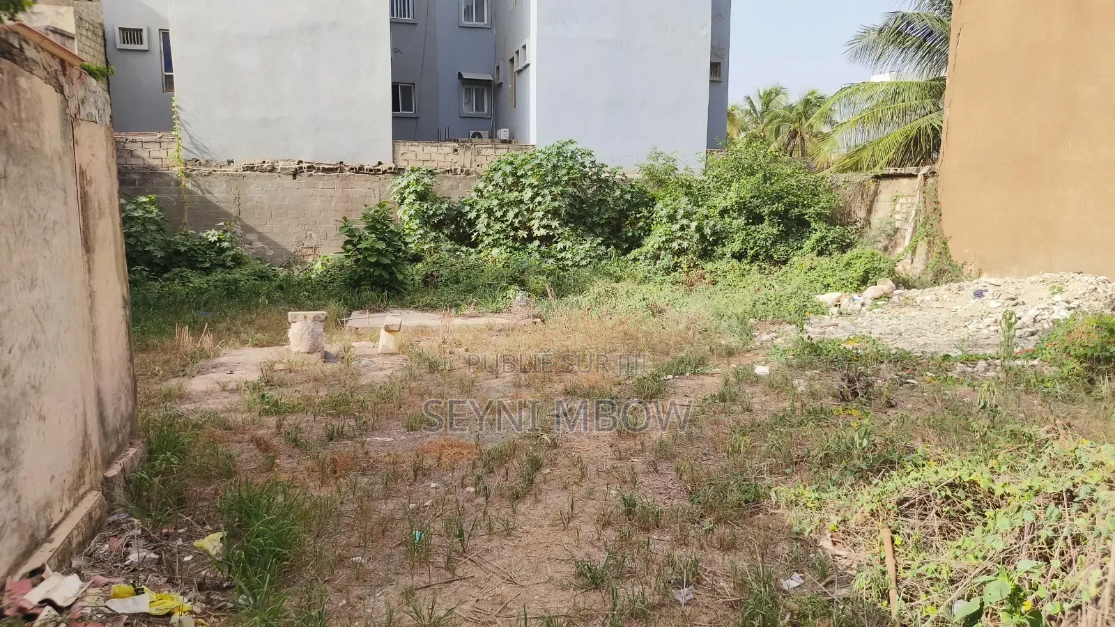 Terrain 468 M2 a Vendre a Petit Mbao