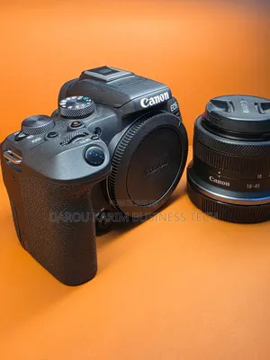Canon Eos R10 Appareil Photo Hybride Format Aps-C 24 Mpixels
