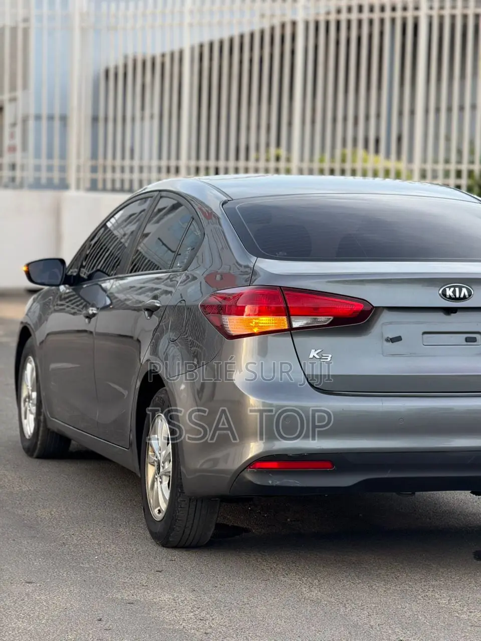 Kia K3000 2017 Gris
