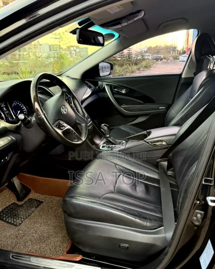 Hyundai Grandeur 2017 Noir