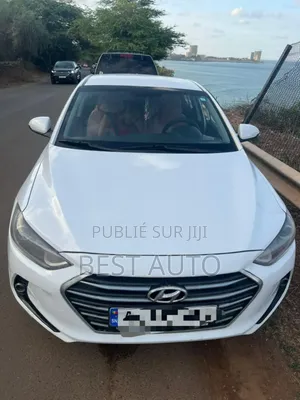 Photo - Hyundai Avante 2017 Blanc