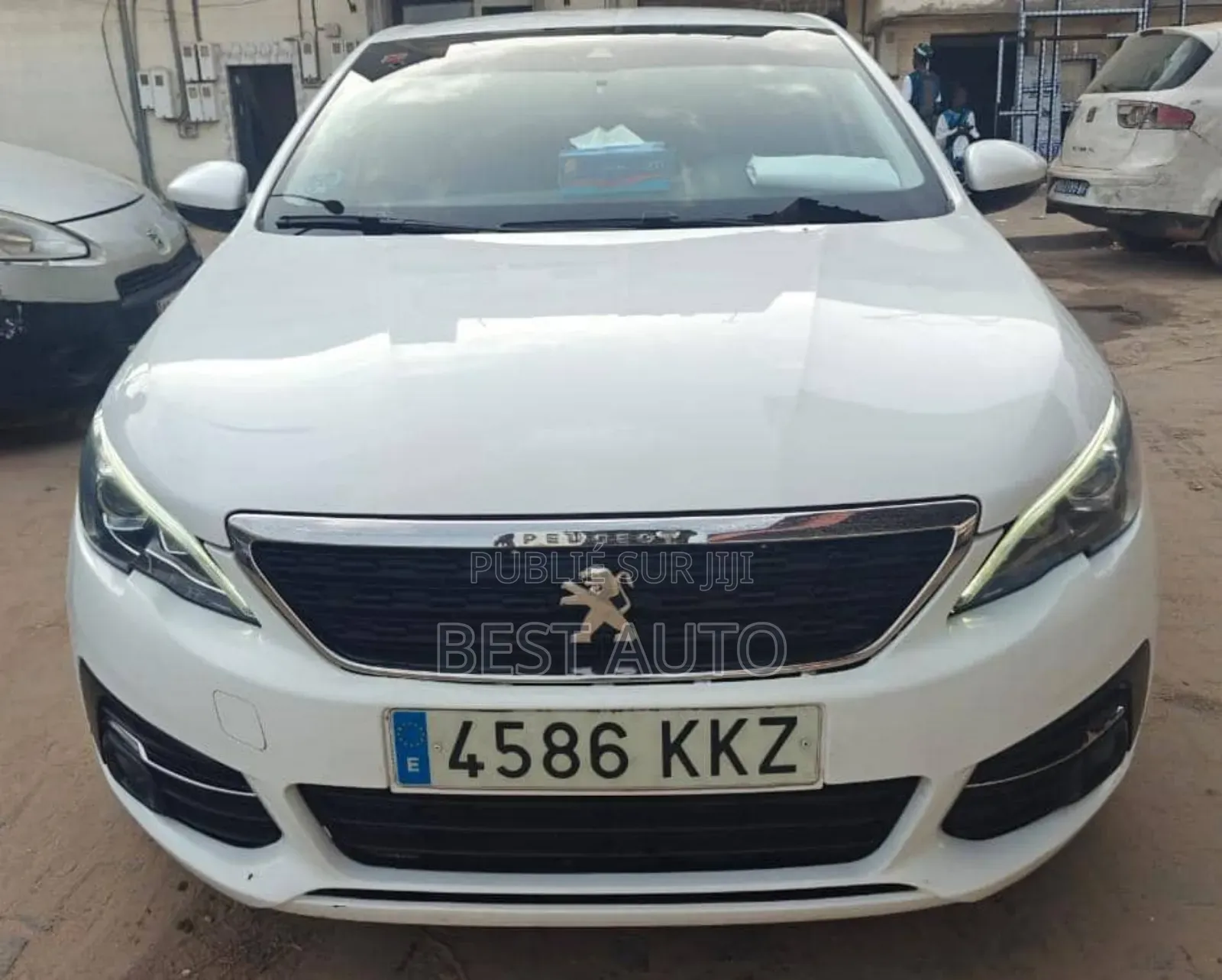 PEUGEOT 308 2016 Blanc