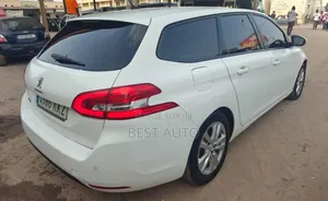 PEUGEOT 308 2016 Blanc