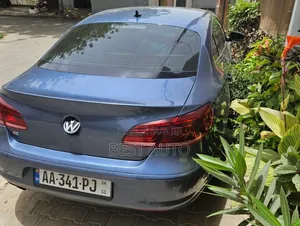 Volkswagen Passat 2017 Bleu