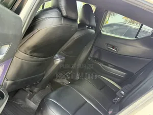 Toyota C-HR 2019 Blanc