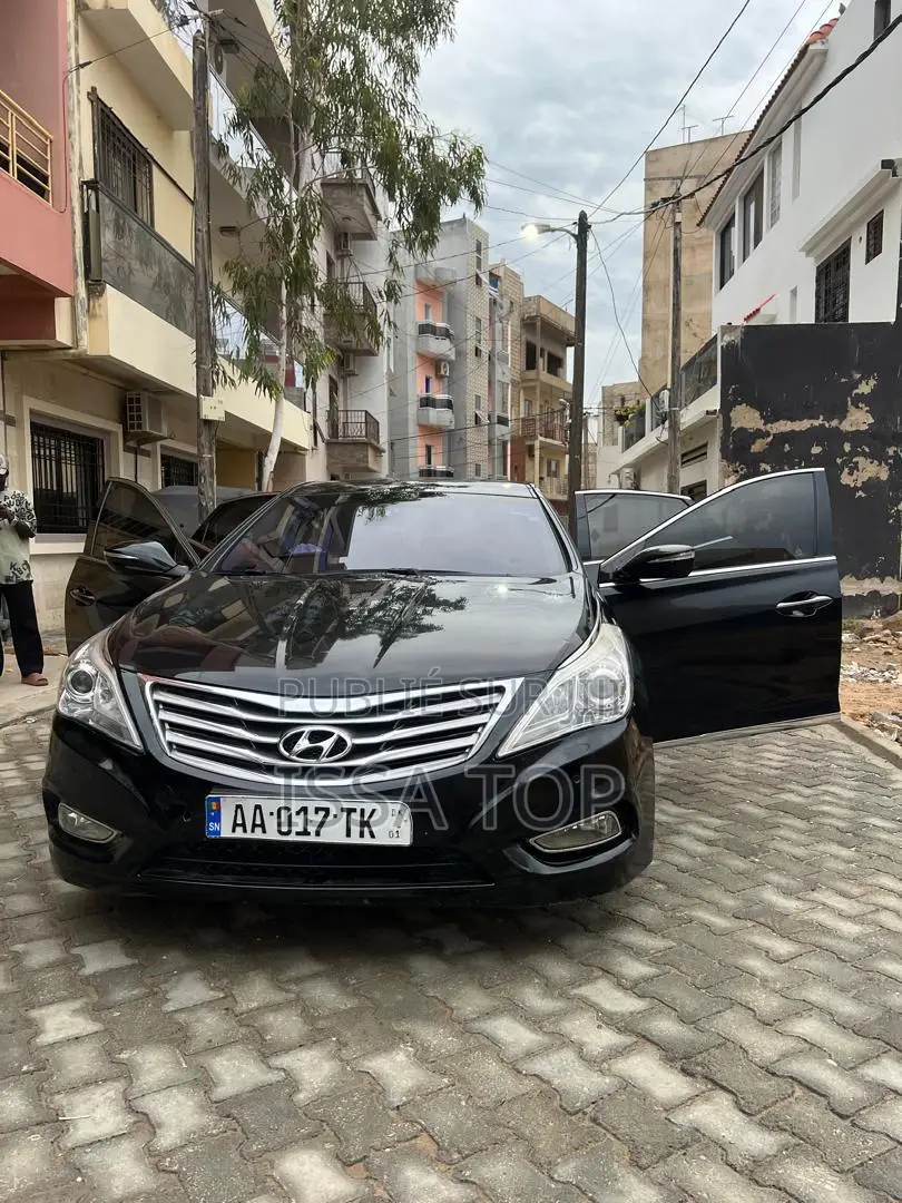 Hyundai Grandeur 2016 Black