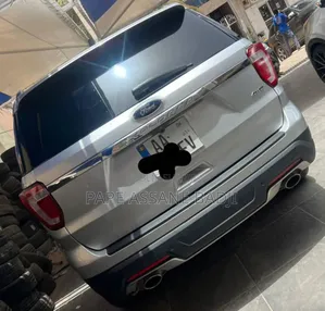 Location Ford Explorer 2018