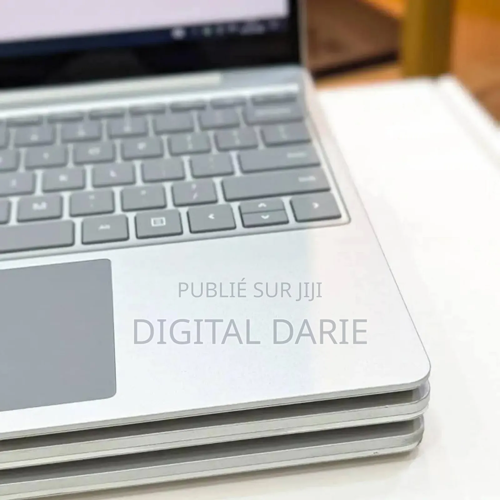 New Microsoft Surface Laptop Go 16GB Intel Core I5 SSD 256GB